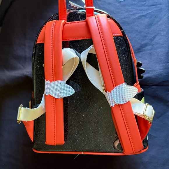 Loungefly Disney Donald Duck Vampire Costume 10” Mini Backpack-NWT - Picture 4 of 11